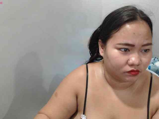 BubbleButtPinay webcam