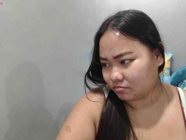 BubbleButtPinay webcam