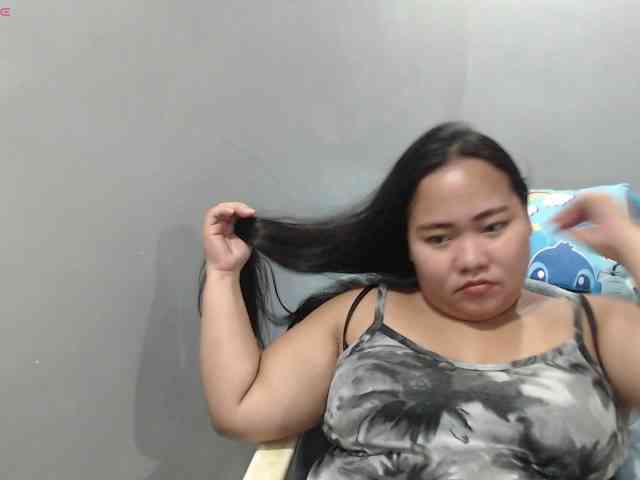 BubbleButtPinay webcam