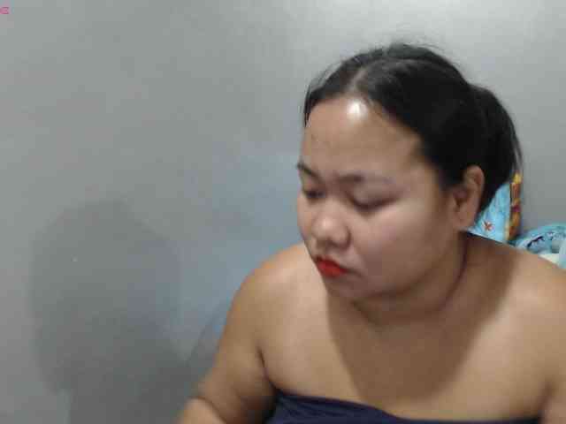 BubbleButtPinay webcam