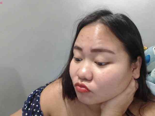 BubbleButtPinay webcam