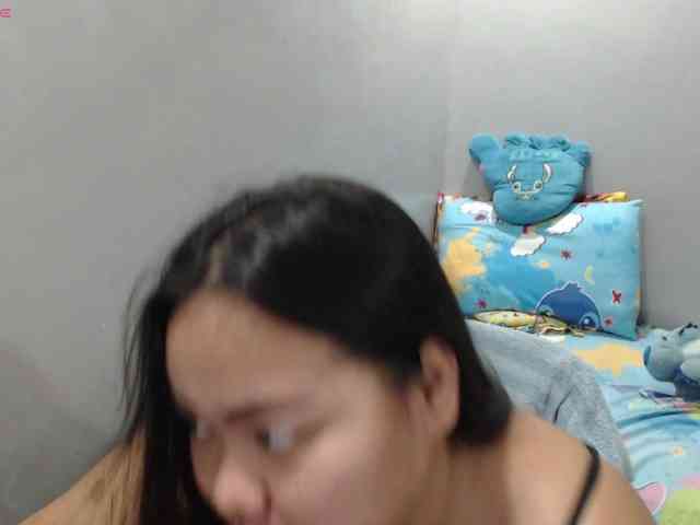BubbleButtPinay webcam