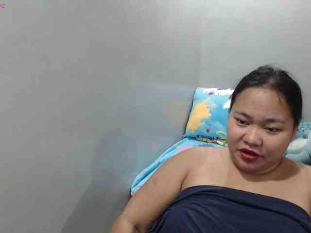BubbleButtPinay webcam