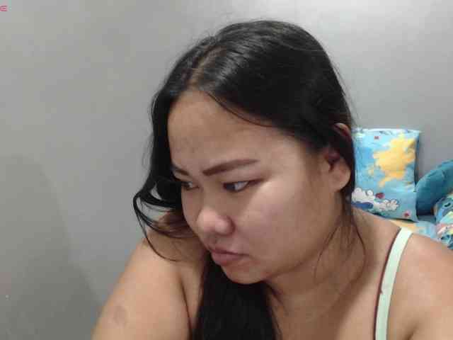 BubbleButtPinay webcam