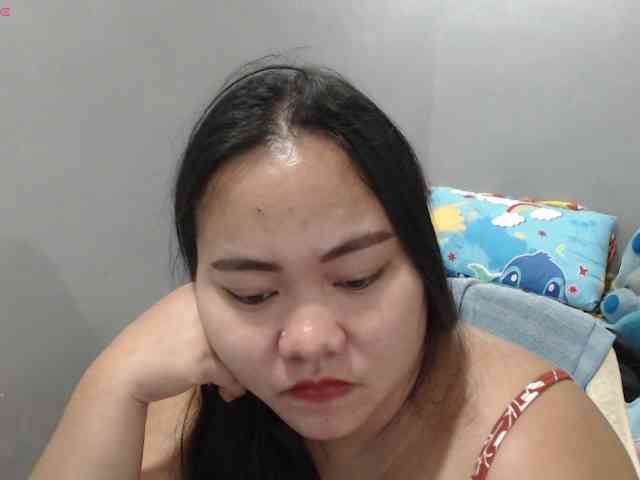 BubbleButtPinay webcam