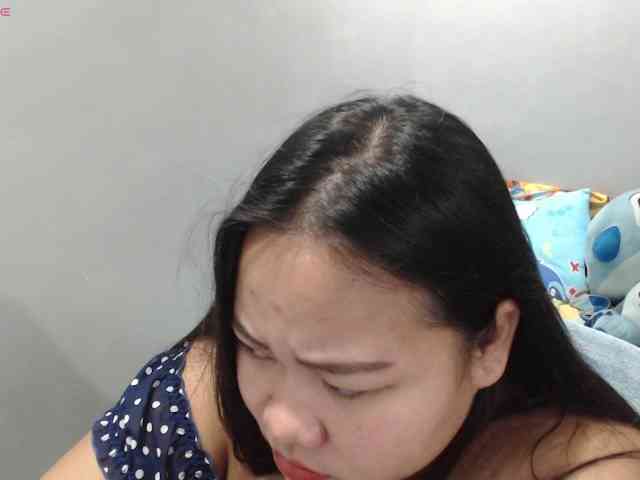 BubbleButtPinay webcam