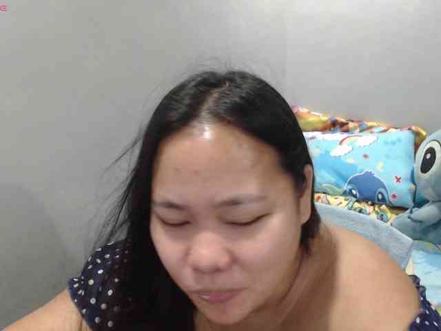 BubbleButtPinay webcam
