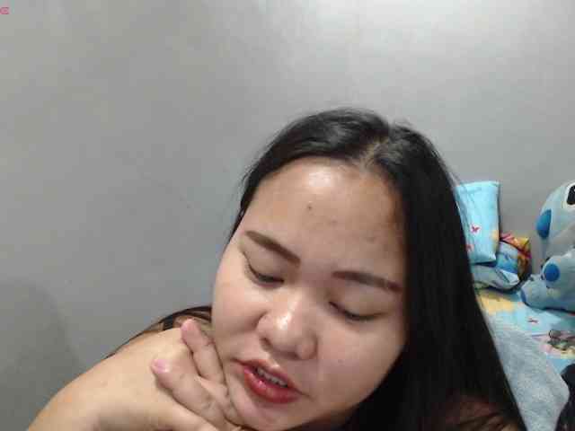 BubbleButtPinay webcam