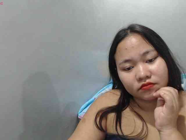BubbleButtPinay webcam