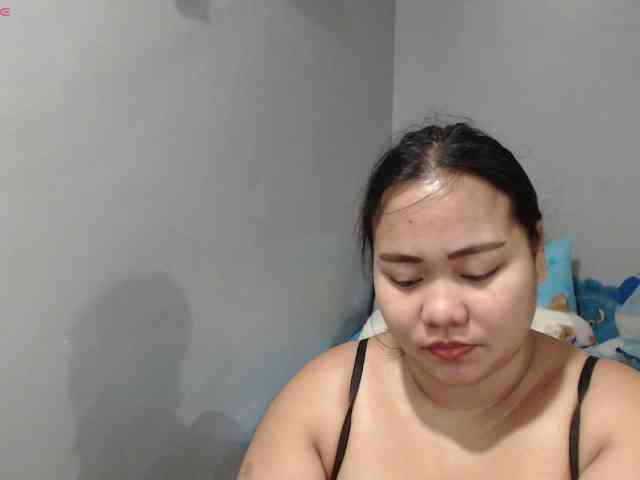 BubbleButtPinay webcam