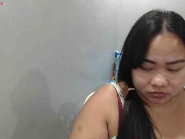 BubbleButtPinay webcam