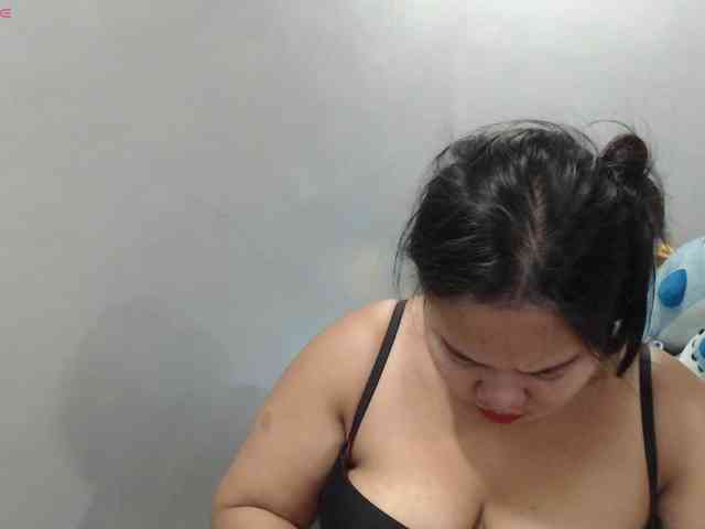 BubbleButtPinay webcam