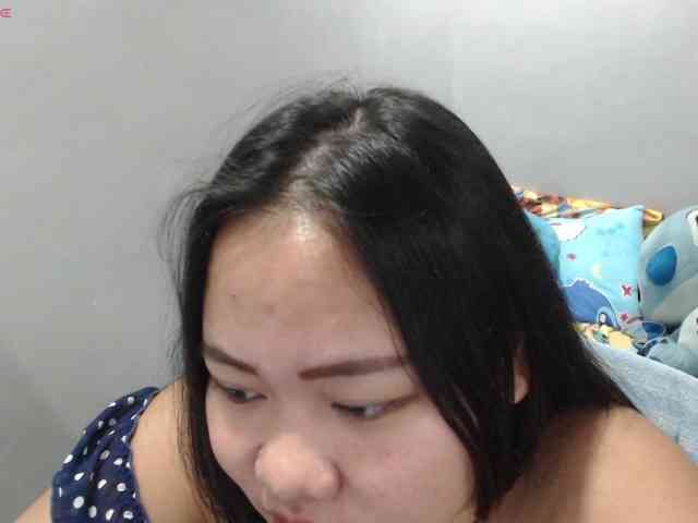 BubbleButtPinay webcam