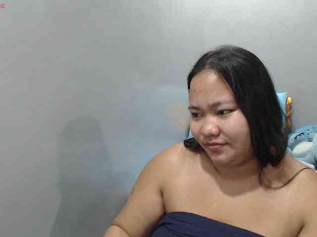 BubbleButtPinay webcam