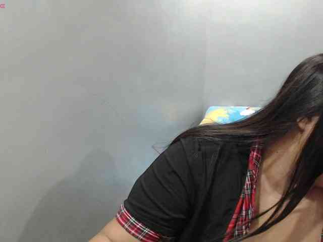 BubbleButtPinay webcam