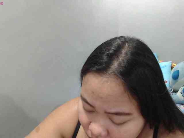 BubbleButtPinay webcam