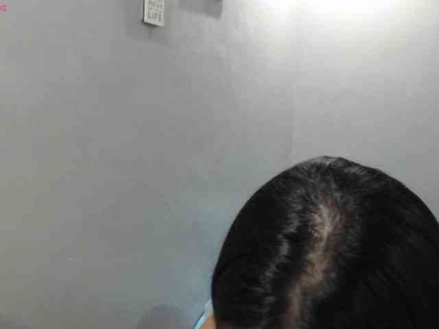 BubbleButtPinay webcam