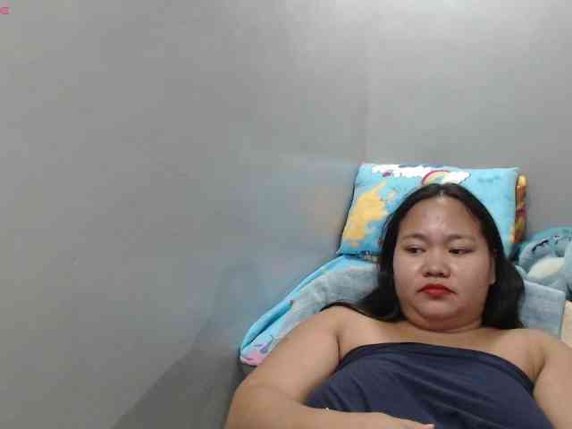 BubbleButtPinay webcam