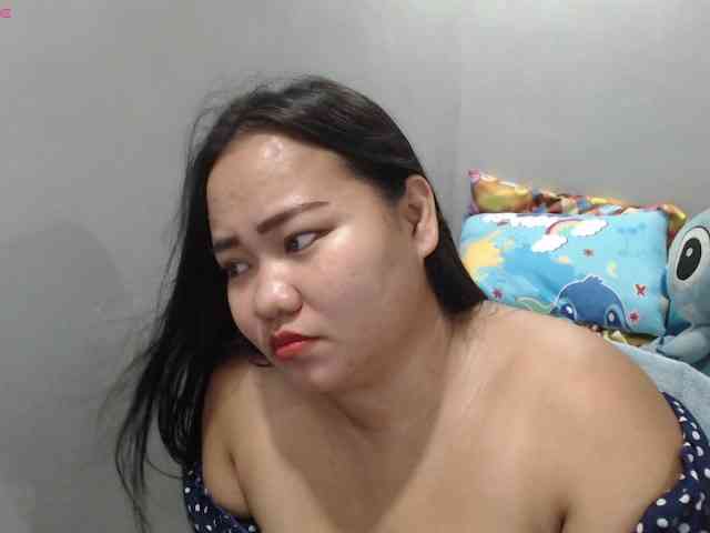 BubbleButtPinay webcam
