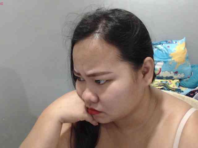 BubbleButtPinay webcam