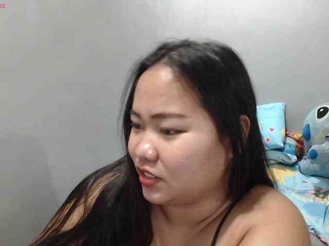 BubbleButtPinay webcam