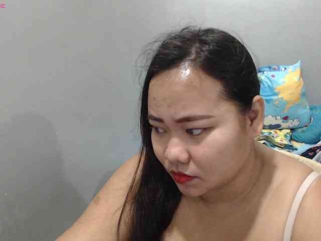 BubbleButtPinay webcam