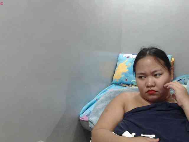 BubbleButtPinay webcam