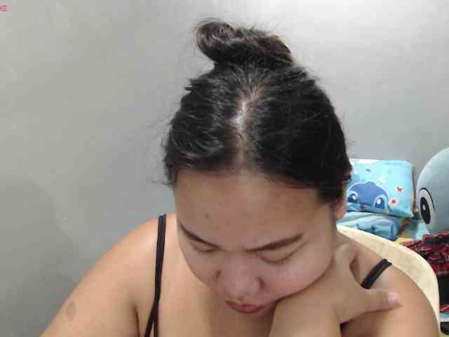 BubbleButtPinay webcam