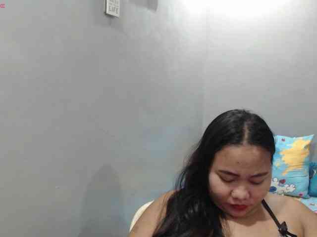 BubbleButtPinay webcam