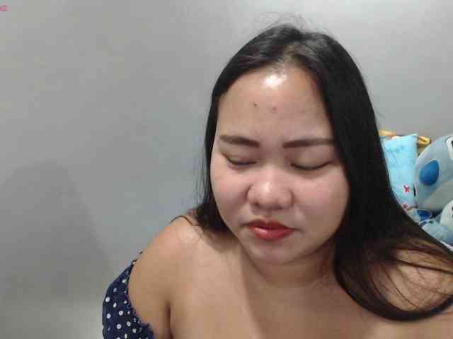 BubbleButtPinay webcam