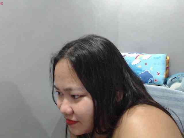 BubbleButtPinay webcam