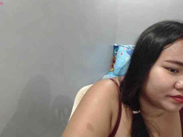 BubbleButtPinay webcam