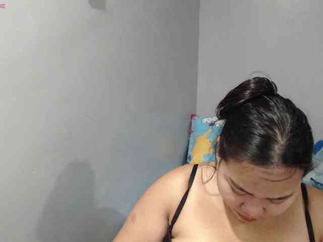 BubbleButtPinay webcam