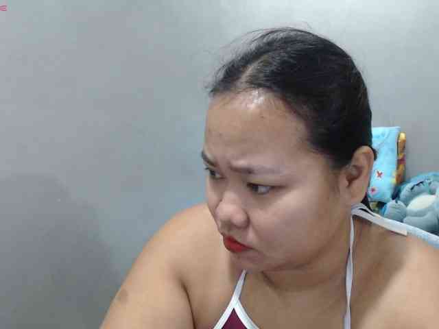 BubbleButtPinay webcam