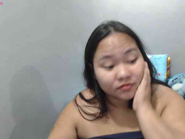 BubbleButtPinay webcam