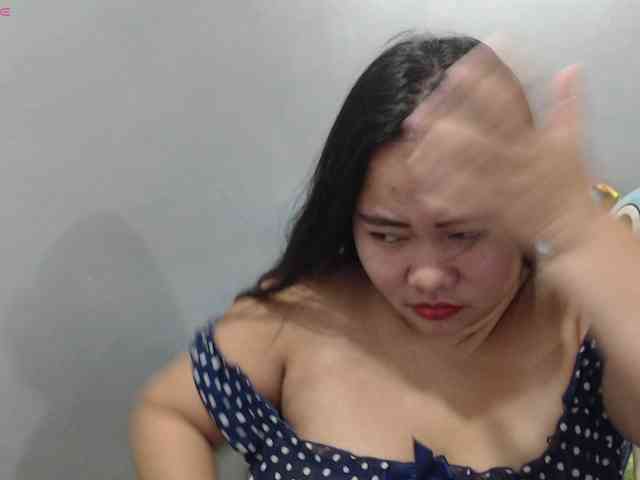 BubbleButtPinay webcam
