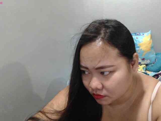 BubbleButtPinay webcam