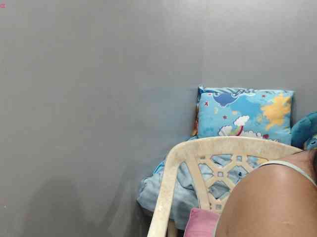 BubbleButtPinay webcam