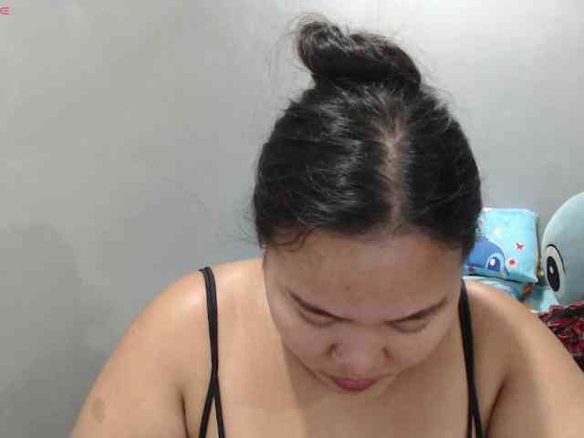 BubbleButtPinay webcam
