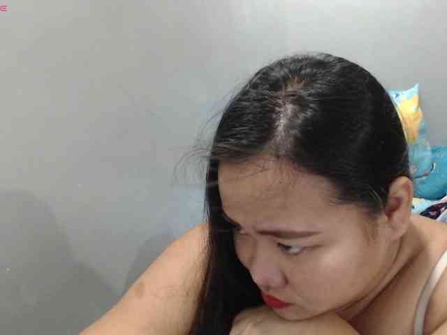 BubbleButtPinay webcam