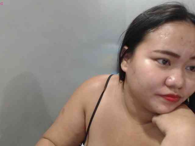 BubbleButtPinay webcam