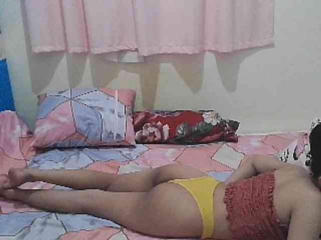 sofia215 webcam