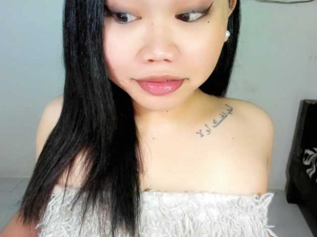 Gratis Live Sexcam mit MISS_ASH MISS_ASH