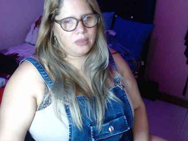 ElizabethTaylor8 webcam