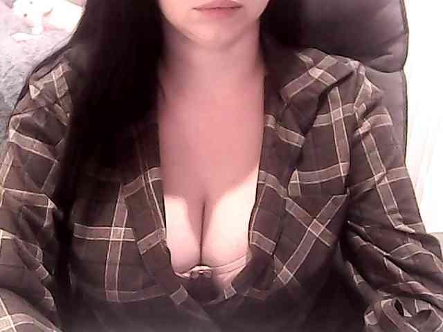NikaKrasina webcam