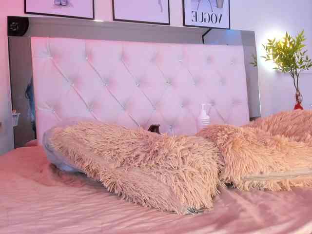antonnella-lopez webcam