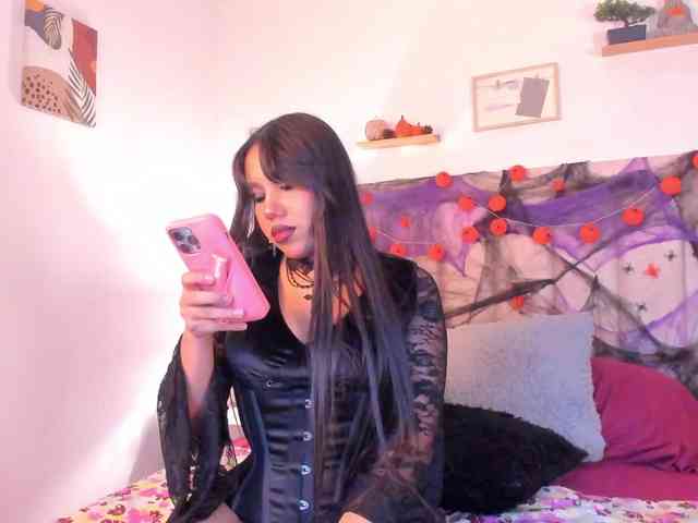 Avaline-blanc webcam