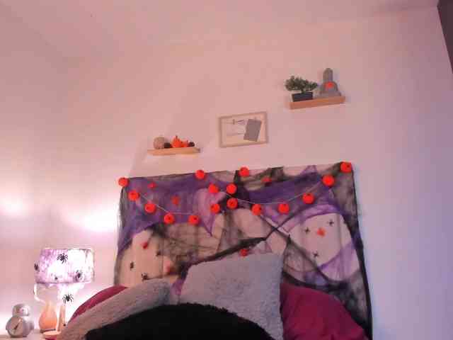 Avaline-blanc webcam