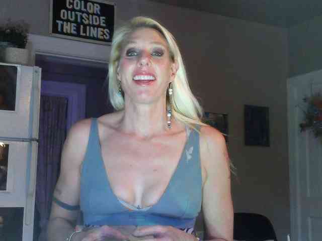 mylfGlama webcam