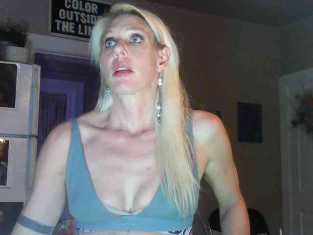 mylfGlama webcam
